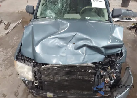 2010 Ford Escape Xls from USA, damaged, VIN 1FMCU0C72AKA63161